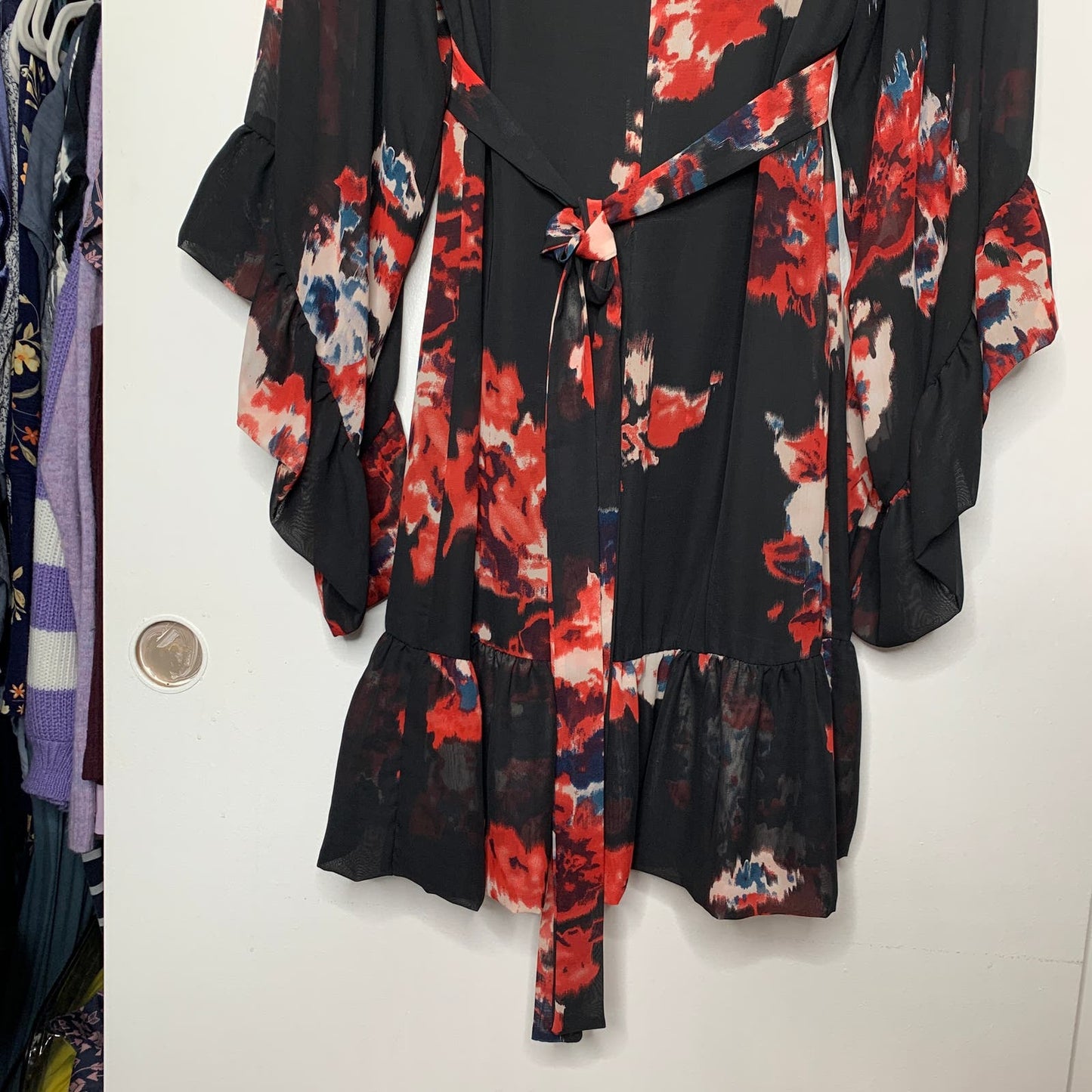 Black floral print flare sleeve ruffled dress SZ 6