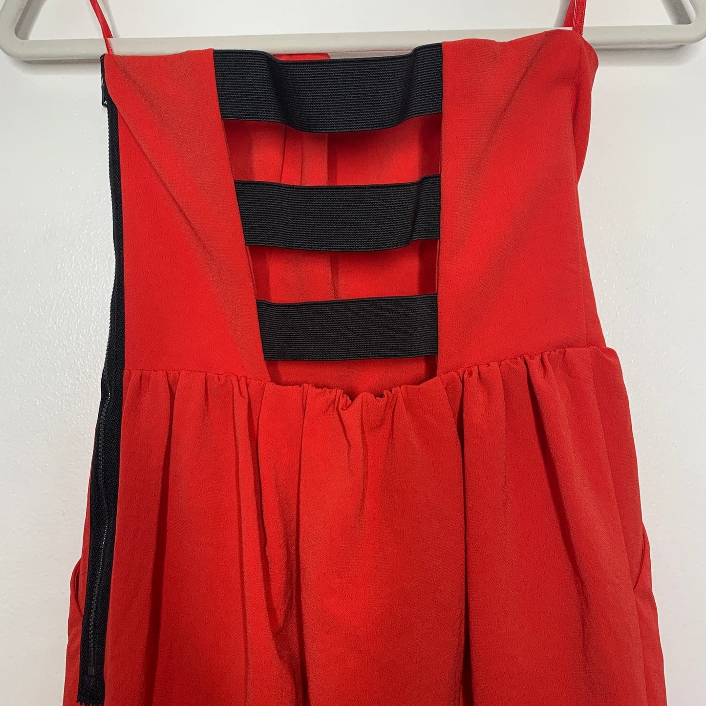 Red strapless sweetheart cocktail dress SZ 2