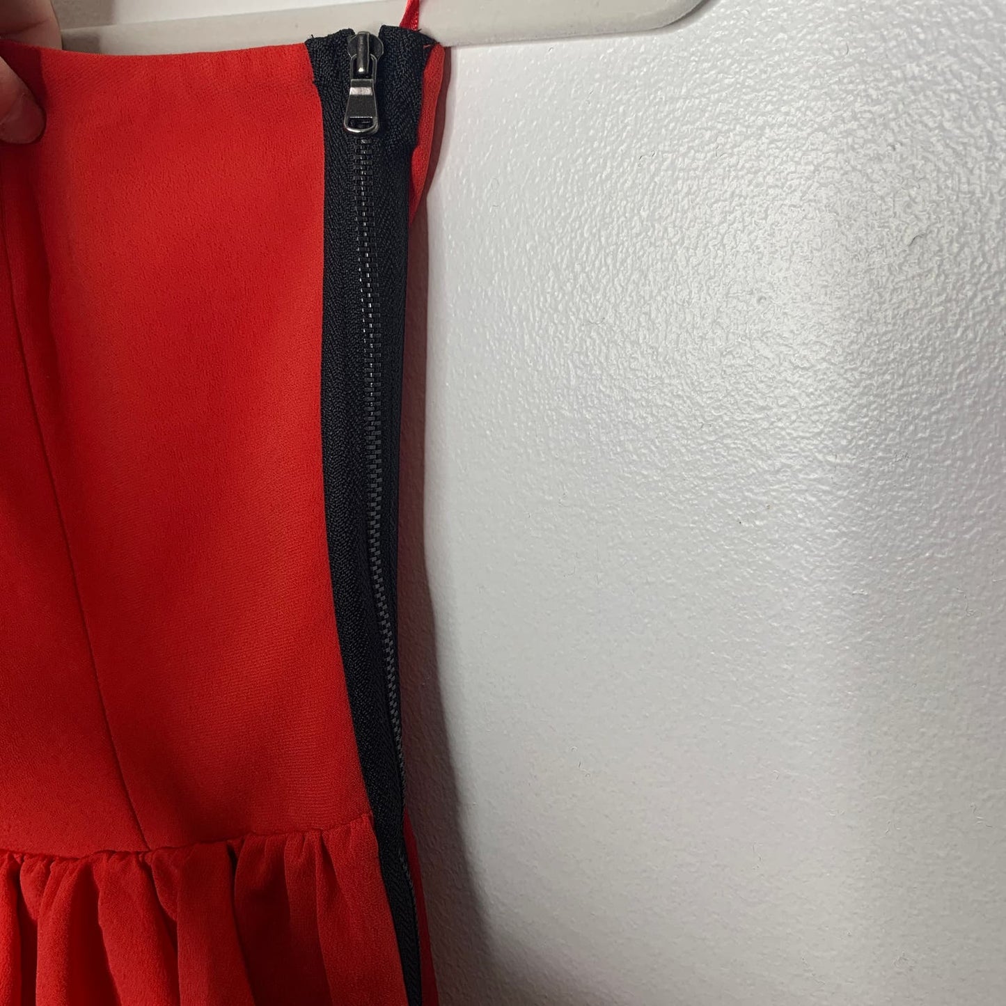 Red strapless sweetheart cocktail dress SZ 2