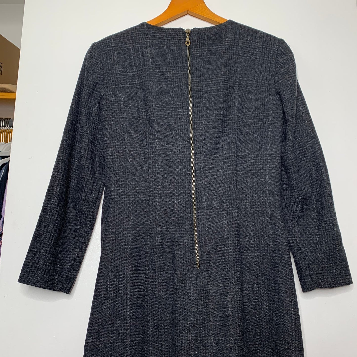 Dark gray sawtooth plaid wool sheath dress SZ 6