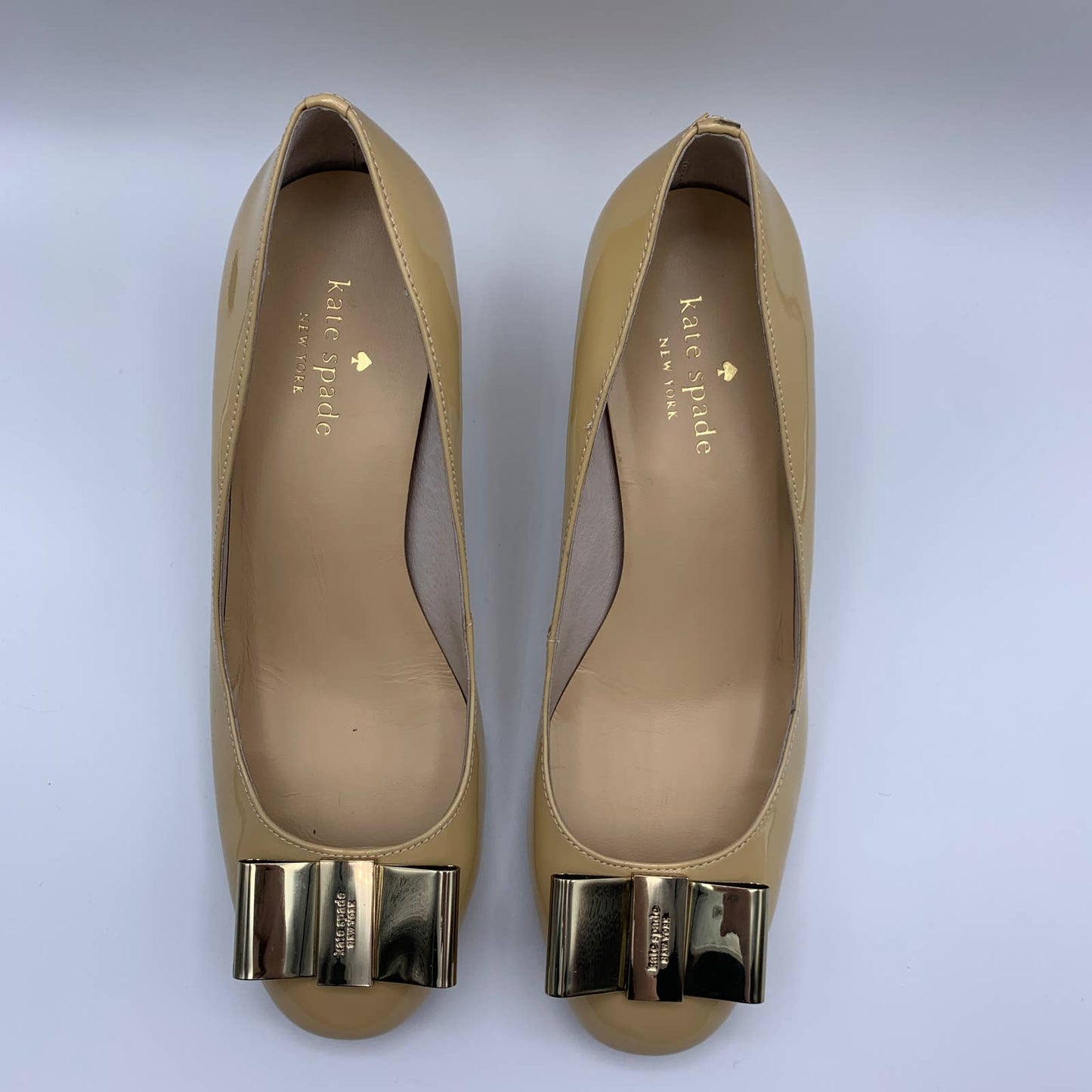 Dijon nude gold bow chunky kitten heels SZ 7